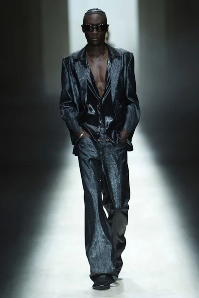 Look 53